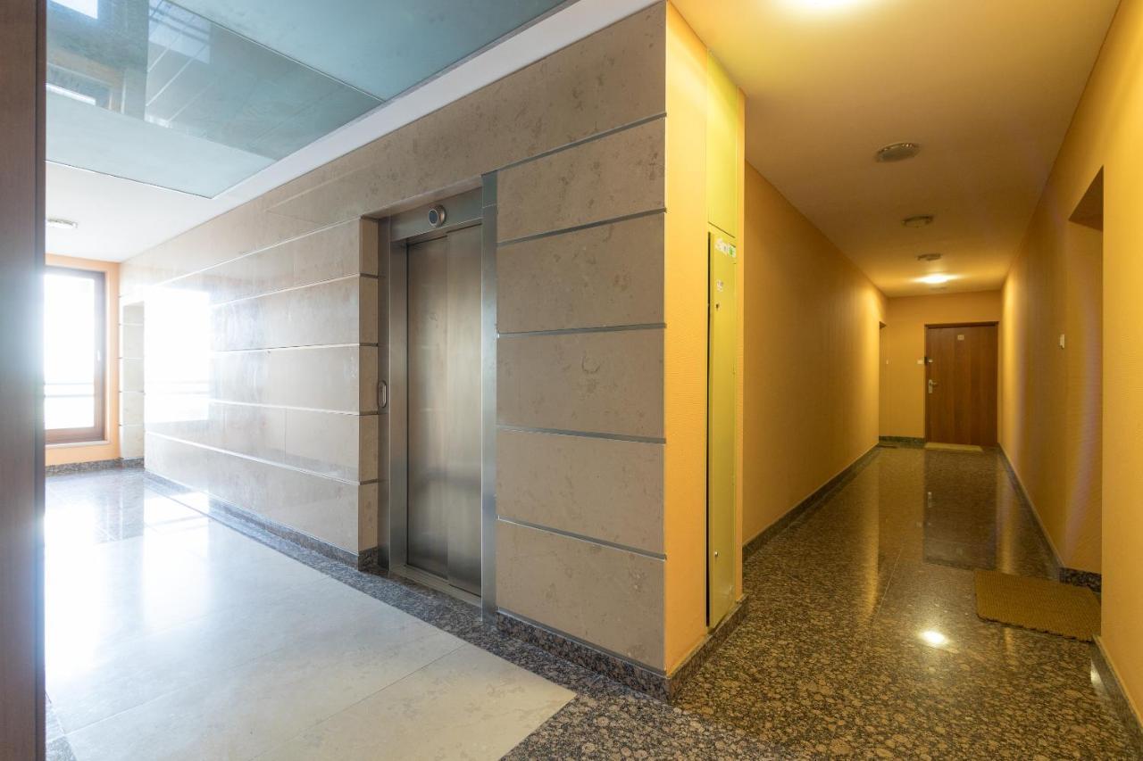 Mokotow Premium Apartment With Terrace Warsawa Bagian luar foto
